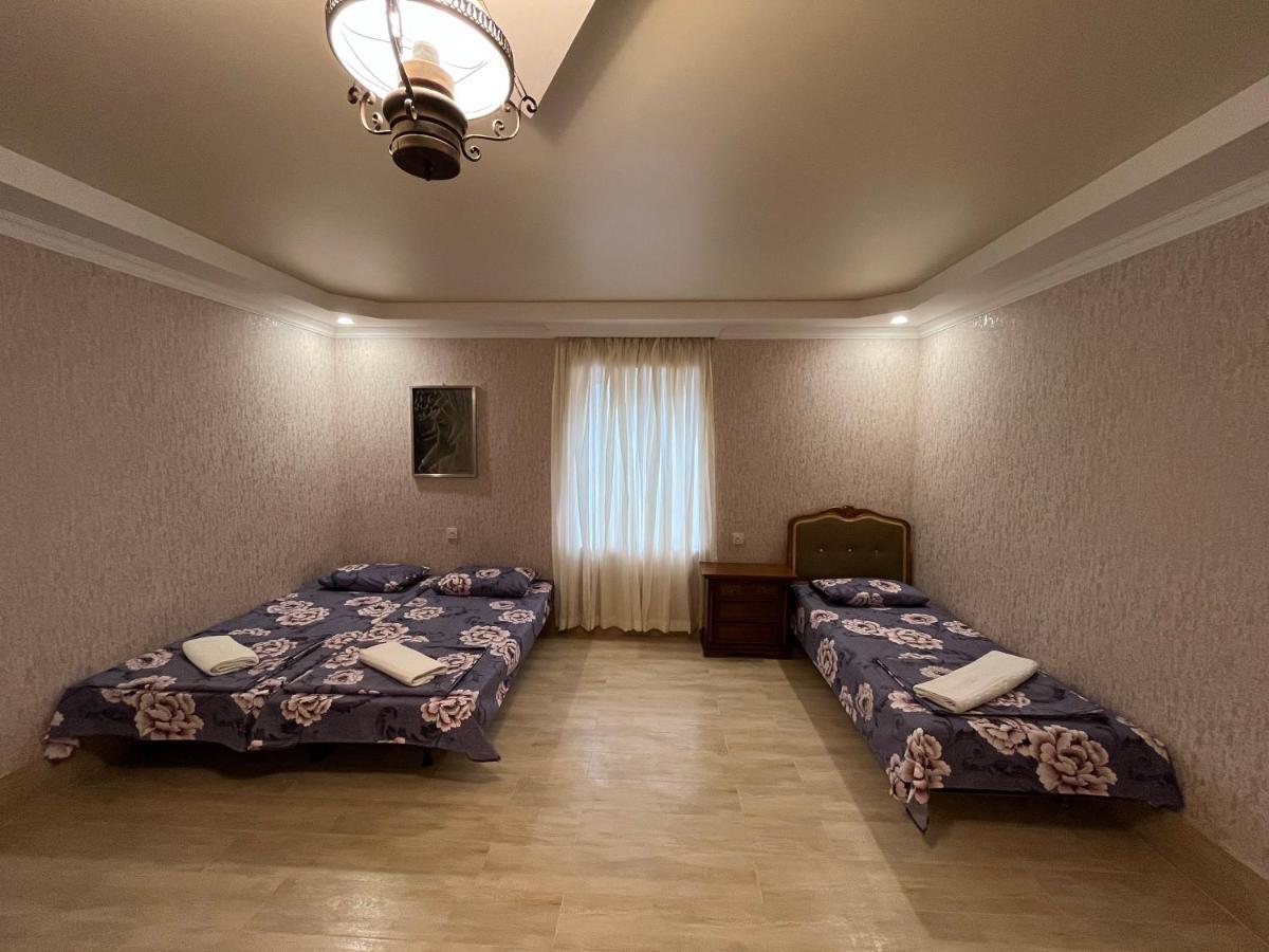 Kutaisi City Heart Apartment Exterior photo