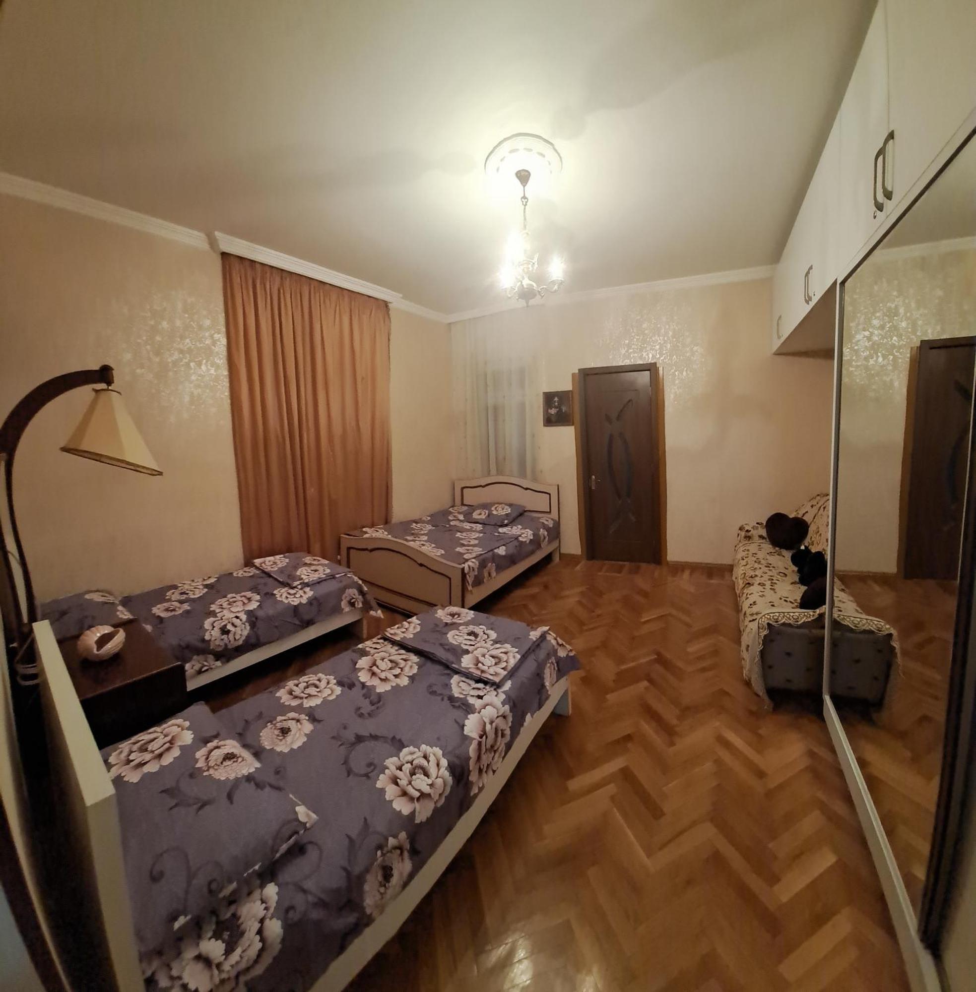 Kutaisi City Heart Apartment Exterior photo